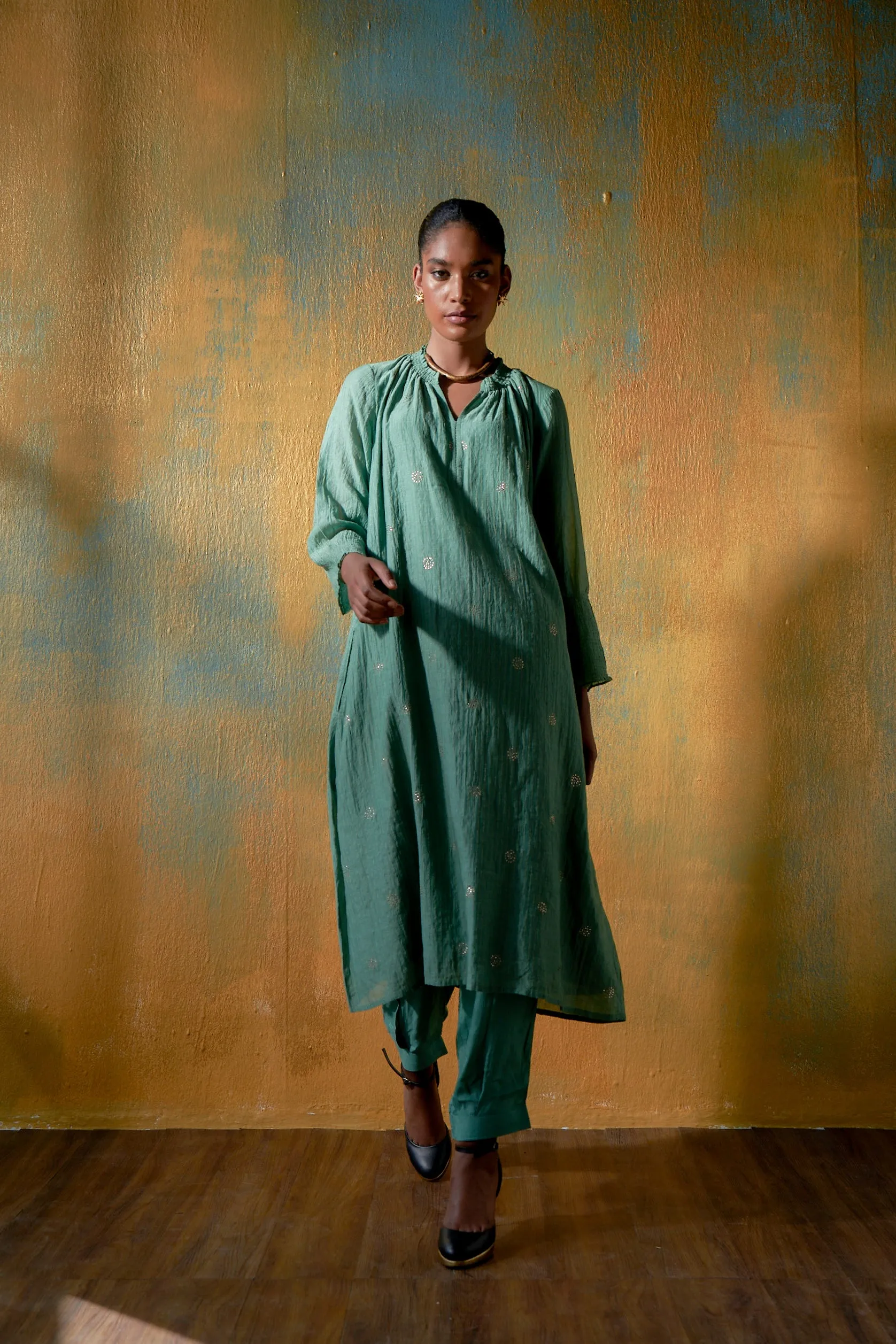 Bel Kaamdani Embroidered Chanderi Kurta