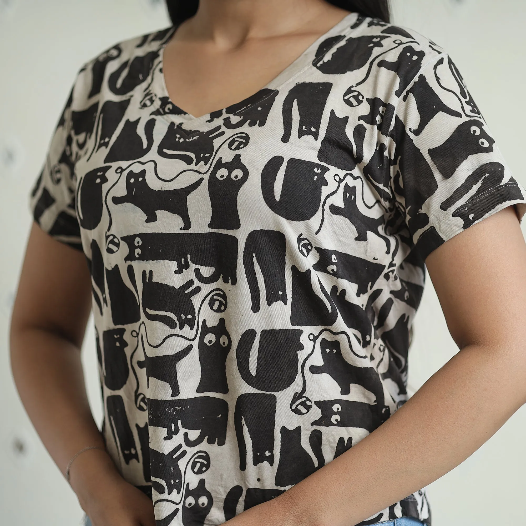 Black - Bindaas Block Art Printed Cotton Women V Neck T-shirt 07