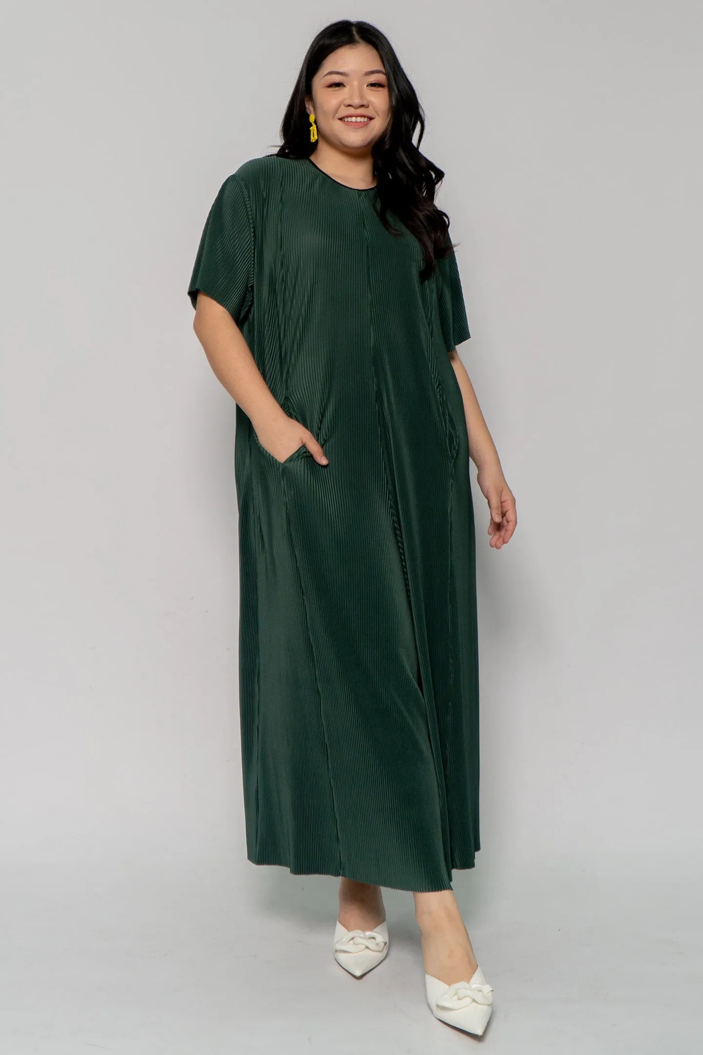 Celine Jumpsuit in Pleated Emerald