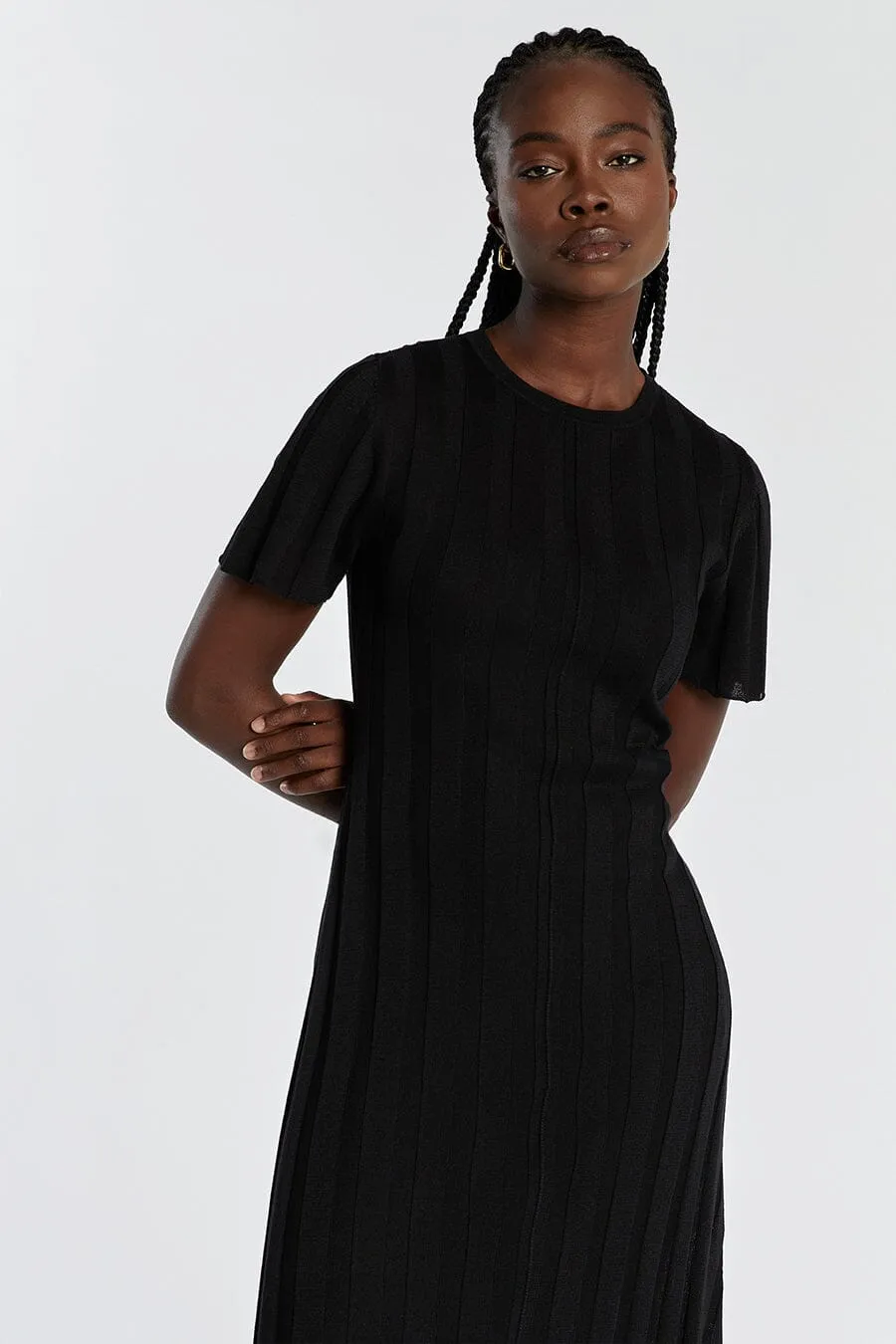 EDEN BLACK SHORT SLEEVE MAXI DRESS