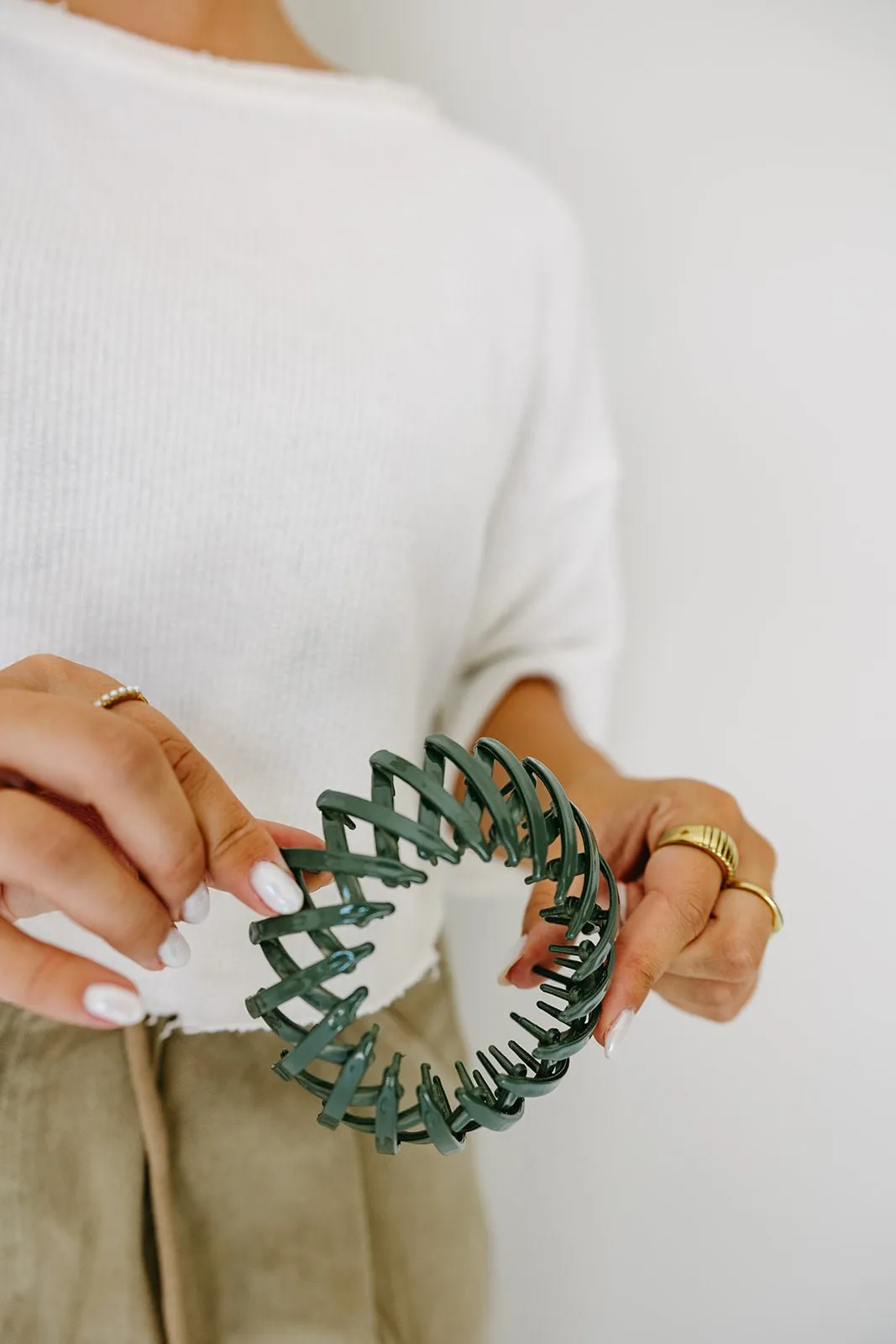 Glossy Bird Nest Expanding Hair Claw