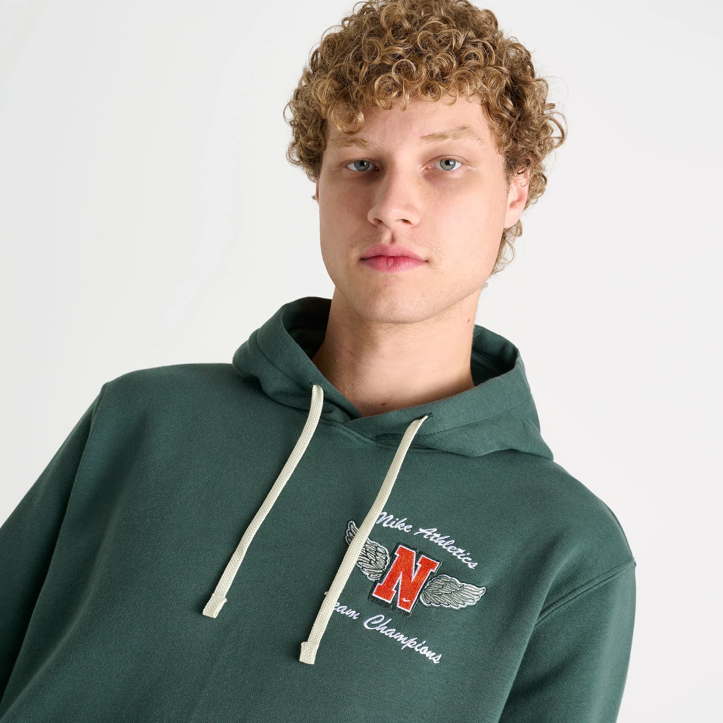 Nike Sportswear Club Fleece 'Swoosh High' Pullover Hoodie / Vintage Green