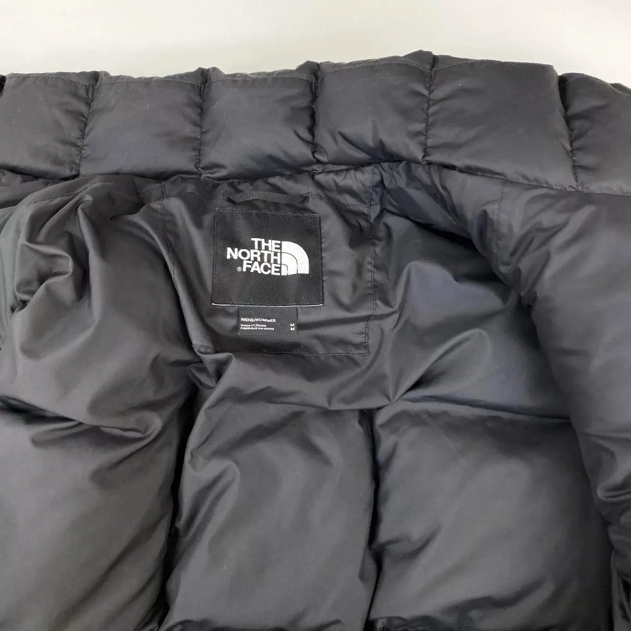 Preowned The North Face Lhotse Mens Down Puffer Jacket 700 Size M Black Genuine TNF 1990