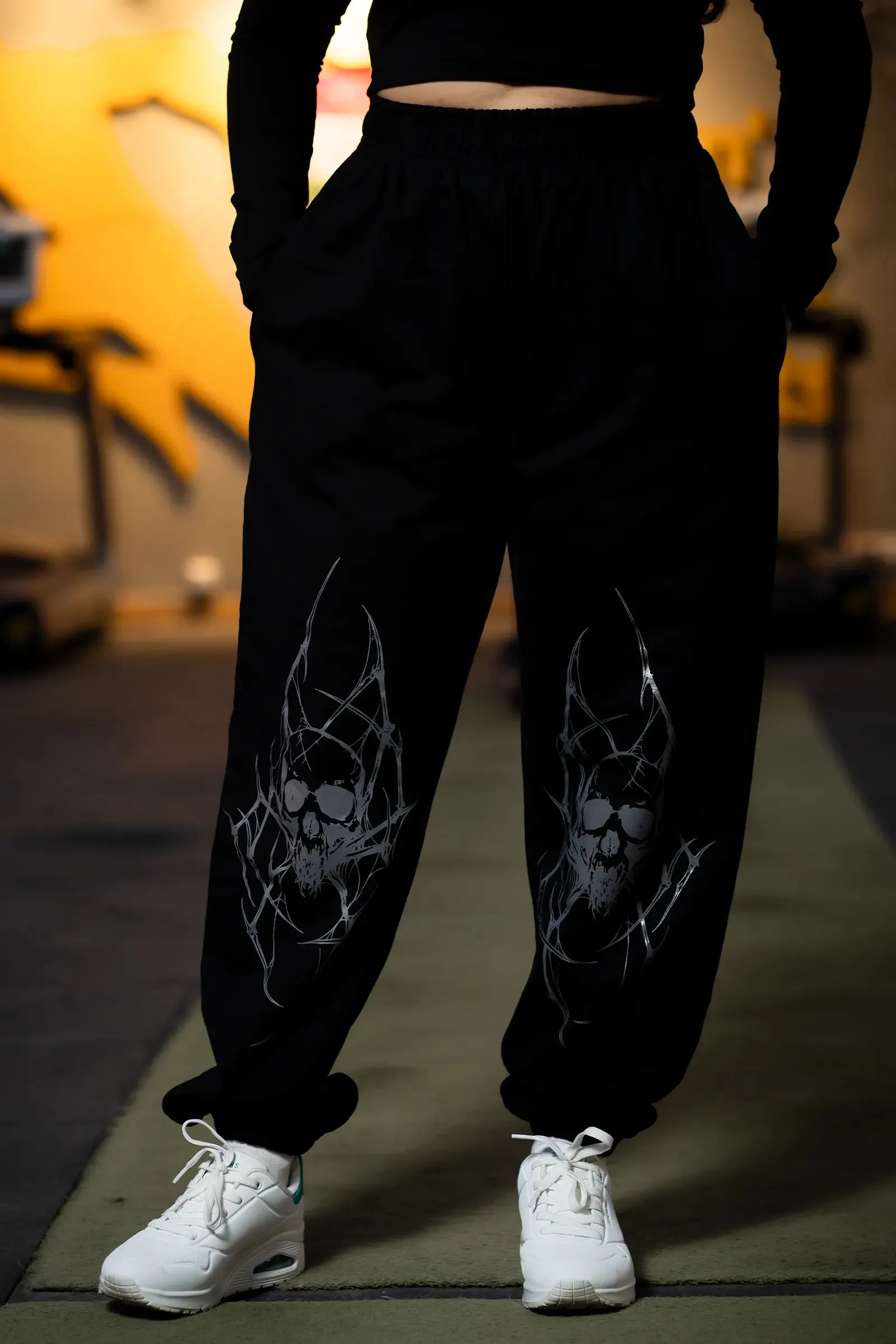 SPIDER STRIKE JOGGER (BLACK)